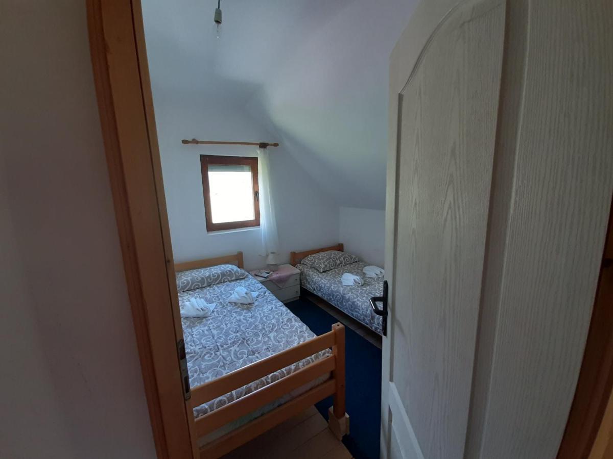 자블야크 Vikendica Borje 빌라 외부 사진